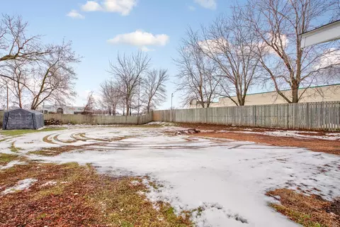 1739 5th St NW, Faribault, MN 55021 photo 9