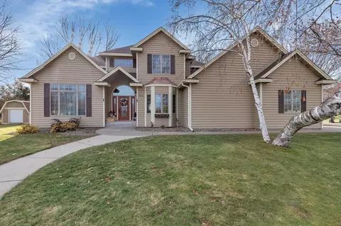 616 14th St N, Sartell, MN 56377