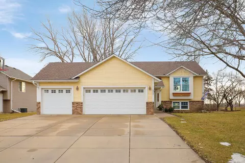 9445 Indian Blvd S, Cottage Grove, MN 55016