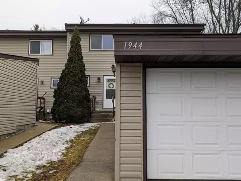 1944 Haughton Ave, North Mankato, MN 56003