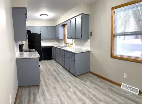 1609 7th St SW, Willmar, MN 56201 photo 8
