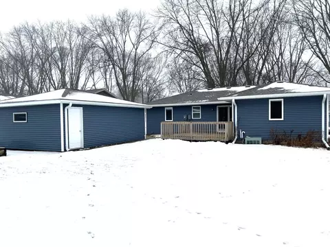 1609 7th St SW, Willmar, MN 56201 photo 4