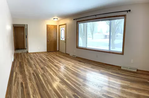 1609 7th St SW, Willmar, MN 56201 photo 13