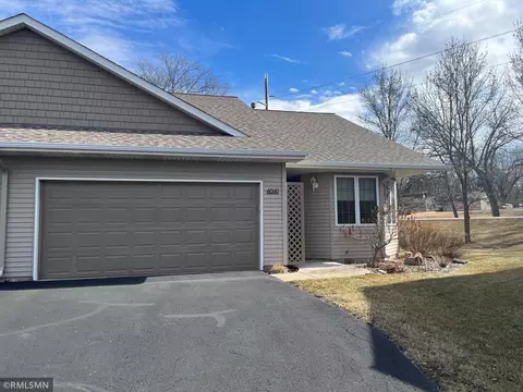 6041 Raven Ridge Ct, Rockford, MN 55373