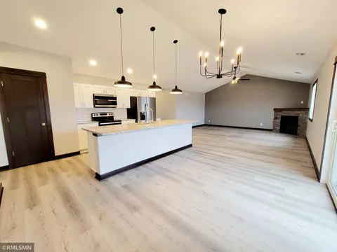 2113 Nelson St, Saint Peter, MN 56082 photo 7