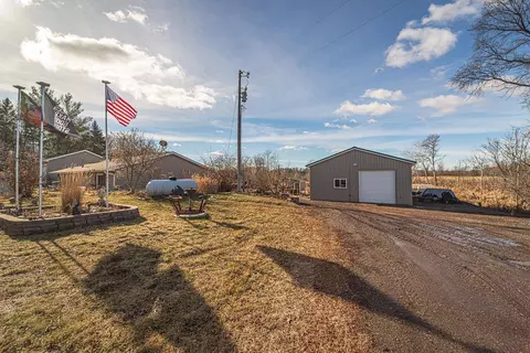 31290 Nebula St NE, Cambridge, MN 55008