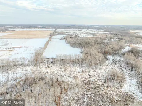 16 Nn Olympic St, Comfort Twp, MN 55051