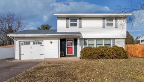2205 Radatz Ave, Maplewood, MN 55109