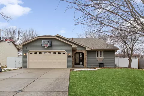 14383 Europa Ave, Apple Valley, MN 55124