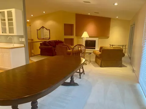 Living - 539 Brook Ln, Saint Cloud, MN 56301 photo 1 of 9