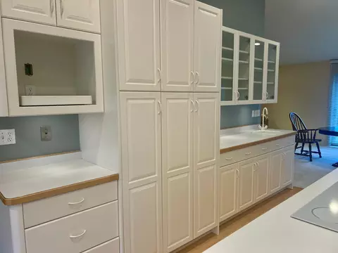 Kitchen - 539 Brook Ln, Saint Cloud, MN 56301 photo 4 of 10