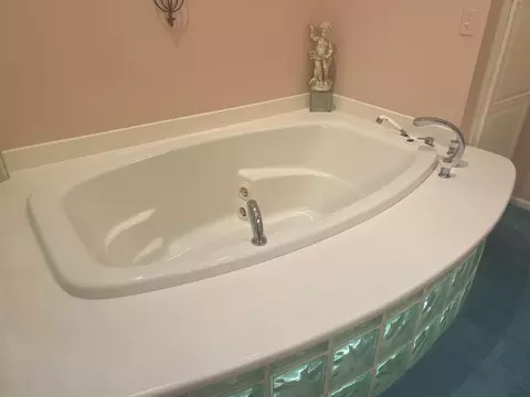 Bath - 539 Brook Ln, Saint Cloud, MN 56301 photo 5 of 7