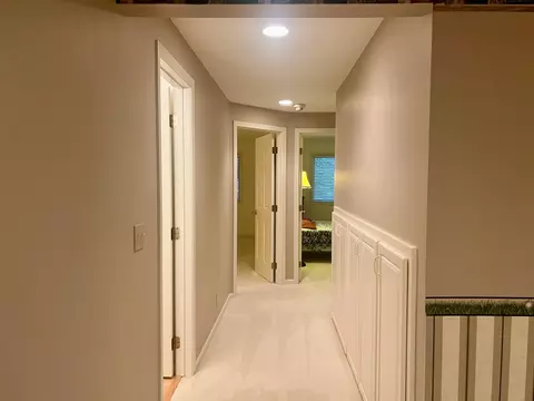 Entry Way - 539 Brook Ln, Saint Cloud, MN 56301 photo 6 of 7