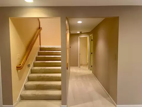 Entry Way - 539 Brook Ln, Saint Cloud, MN 56301 photo 7 of 7