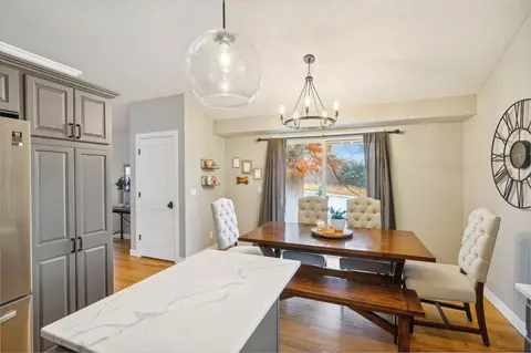 4406 Woodgate Cv, Eagan, MN 55122 photo 8