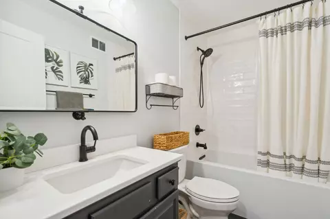 4406 Woodgate Cv, Eagan, MN 55122 photo 19