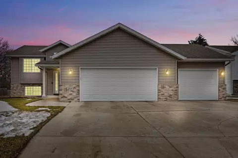 2125 Hemlock Ave, Owatonna, MN 55060