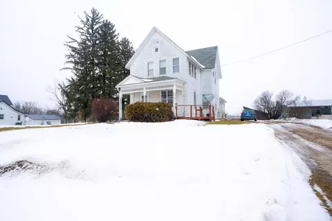 1315 E Main St, Caledonia, MN 55921