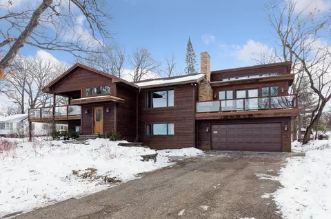 5492 Bald Eagle Blvd E, White Bear Township, MN 55110