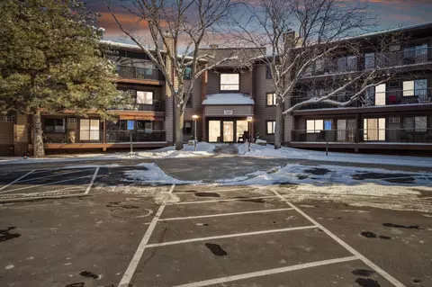 7501 W 101st St #301, Bloomington, MN 55438