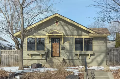 2043 Princeton Ave, Saint Paul, MN 55105