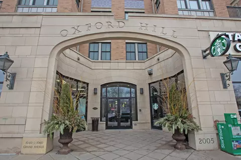 1060 Grand Ave #205, Saint Paul, MN 55105