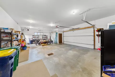 Exterior - 11542 Circle Ridge Ct, Faribault, MN 55021 photo 14 of 18