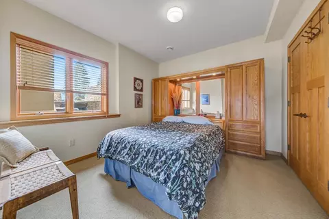 Bedroom - 11542 Circle Ridge Ct, Faribault, MN 55021 photo 3 of 5
