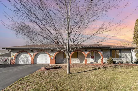 14421 Guthrie Way, Apple Valley, MN 55124