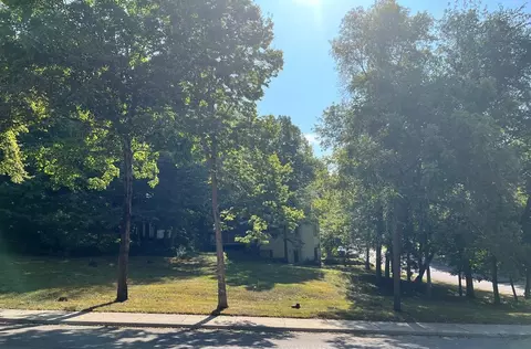 1701 14th St NE, Faribault, MN 55021