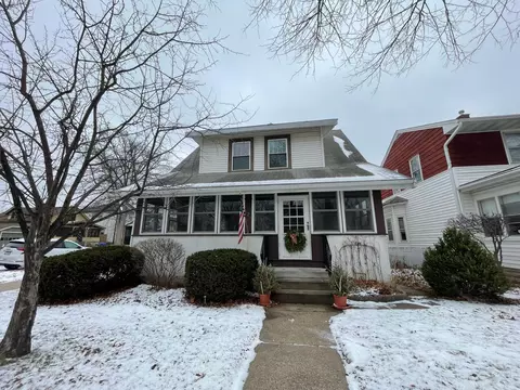 628 Simpson St, Saint Paul, MN 55104