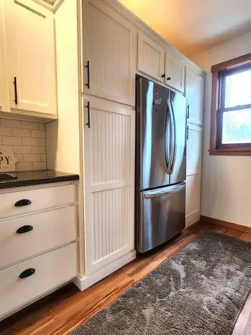 Kitchen - 1098 130th St, Amery, WI 54001 photo 5 of 6