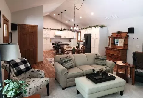 Living - 1098 130th St, Amery, WI 54001 photo 4 of 7