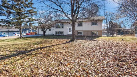2000 Prospect Dr NE, Saint Cloud, MN 56304