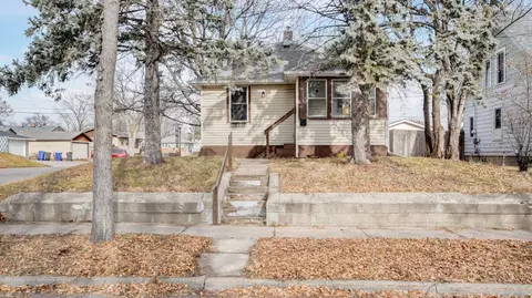 1239 Cook Ave E, Saint Paul, MN 55106