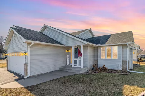 315 Apple Ct, Somerset, WI 54025