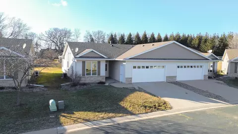 420 Buckshot Ct, Kenyon, MN 55946
