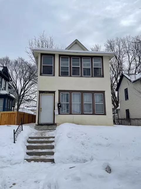 816 Queen Ave N, Minneapolis, MN 55411