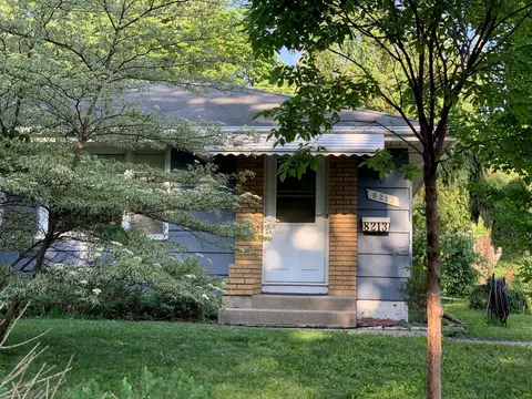 8213 Pillsbury Ave S, Bloomington, MN 55420