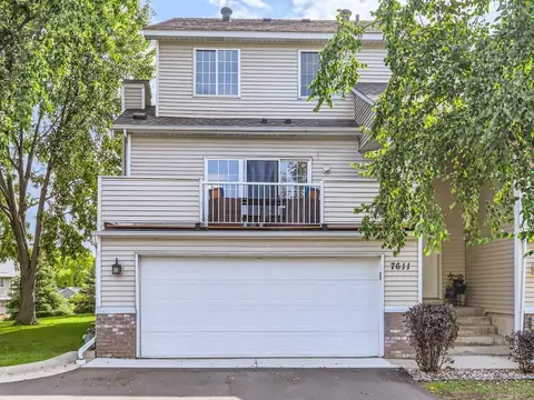 7611 Nicholas Way, Chanhassen, MN 55317