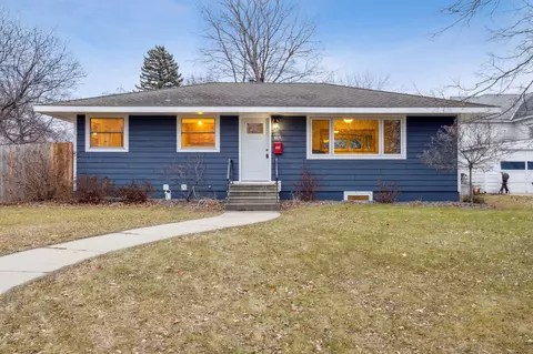 613 S Holcombe Ave, Litchfield, MN 55355