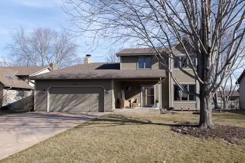 14616 Harrington Pl, Apple Valley, MN 55124