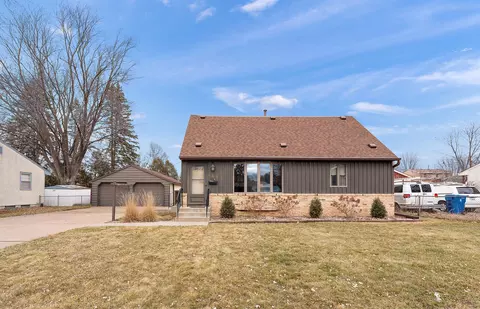 3693 E 71st St E, Inver Grove Heights, MN 55076