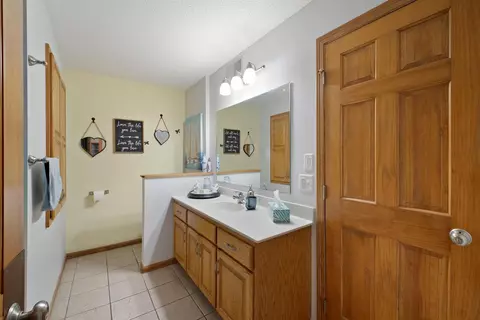 5303 Glenview Ln, Saint Cloud, MN 56303 photo 10