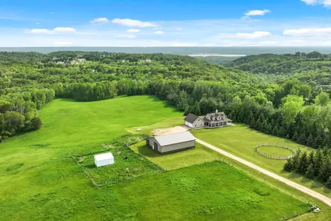 w11201 497th Avenue, Prescott, WI 54021