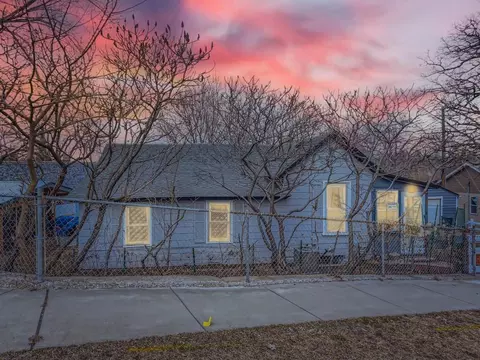 797 Agate St, Saint Paul, MN 55117