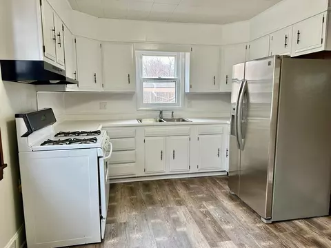 811 3rd St SE, Willmar, MN 56201 photo 7