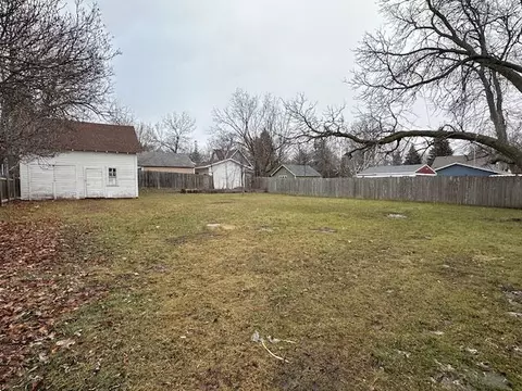 811 3rd St SE, Willmar, MN 56201 photo 25
