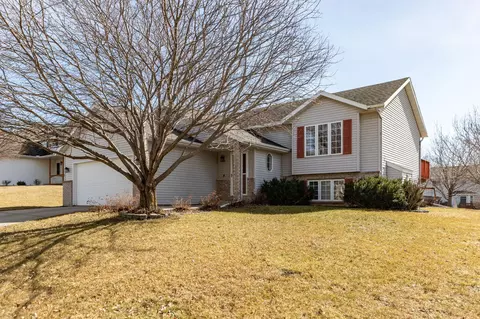 4460 London Ln NW, Rochester, MN 55901