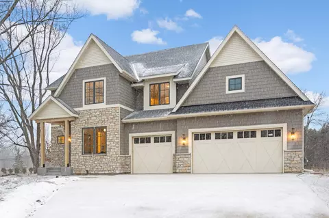 4501 Sedum Ln, Edina, MN 55435